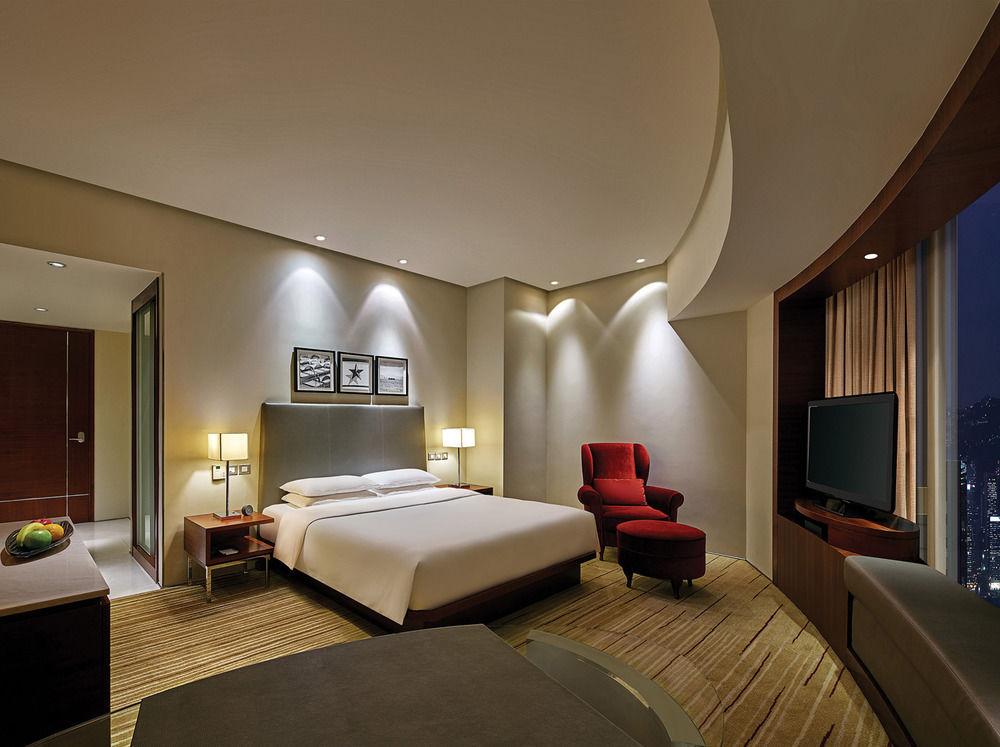Hyatt Regency Tsim Sha Tsui Hotel 5*